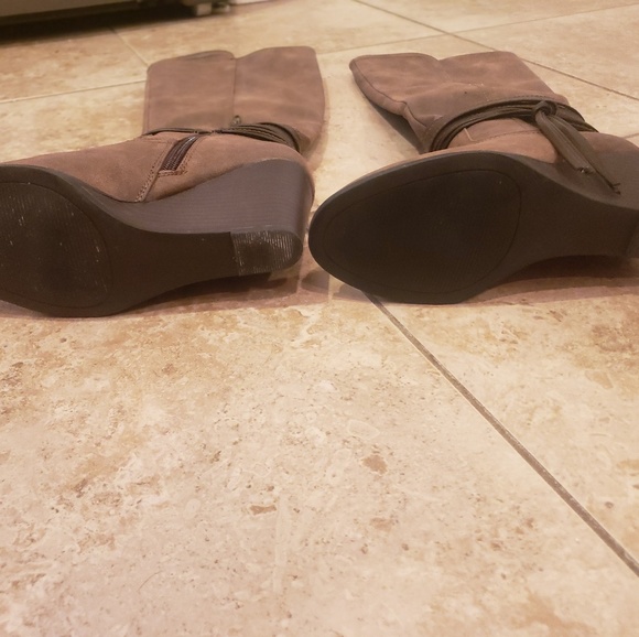 Wedge Riding Boots - Picture 4 of 5